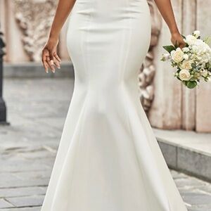 Trumpet/Mermaid Strapless Stretch Wedding Dress - IVORY